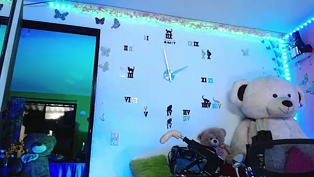 Snapshot of goddess_BigassCock chatting on 11-16-25, 06:41 goddess BigassCock online show from 11-16-25, 06:41