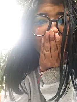 Snapshot of AliceWalker_11 chatting on 03-07-25, 06:54 AliceWalker 11 online show from 03-07-25, 06:54