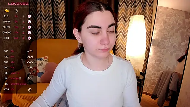 hannacheekss  online show from 02-26-26, 01:59