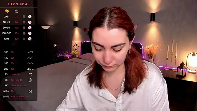 hannacheekss  online show from 05-13-26, 02:09