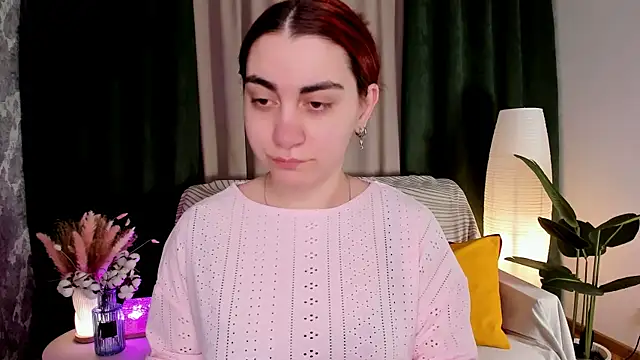 hannacheekss  online show from 05-15-26, 02:07