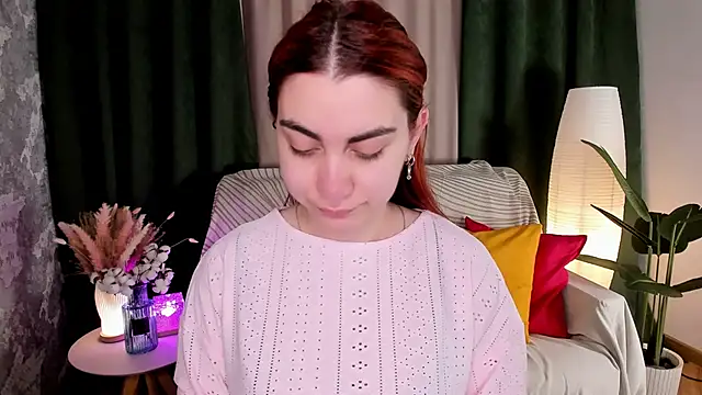 hannacheekss  online show from 05-19-26, 02:07