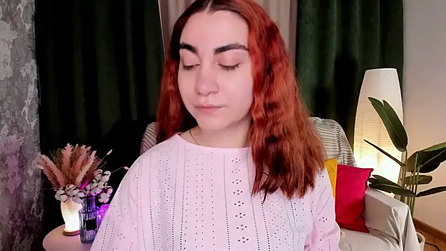 hannacheekss  online show from 05-26-26, 02:07