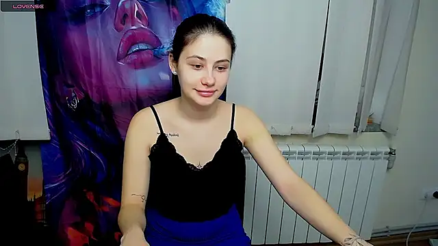 Snapshot of AliceSexyyy_ chatting on 12-15-25, 09:24 AliceSexyyy online show from 12-15-25, 09:24