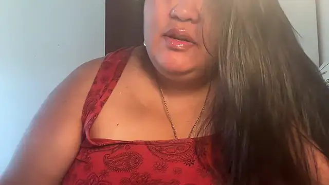 Snapshot of MashaCL chatting on 03-19-25, 09:28 MashaCL online show from 03-19-25, 09:28