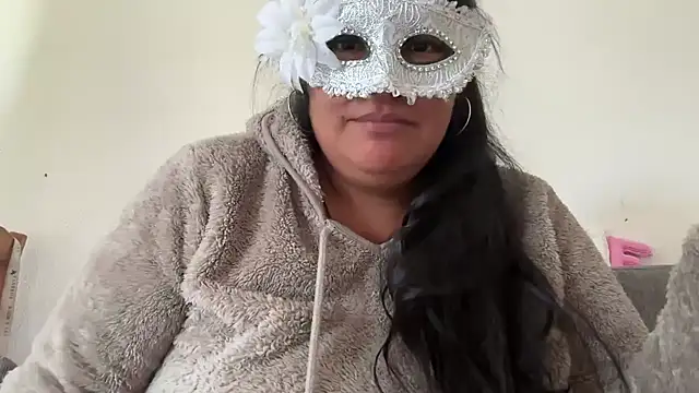 Snapshot of MashaCL chatting on 10-01-25, 12:22 MashaCL online show from 10-01-25, 12:22