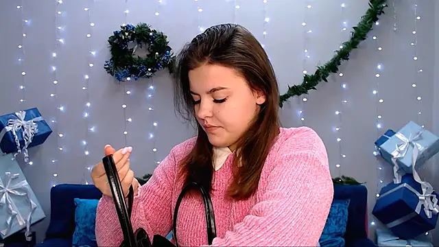 showmeparadise online show from 12-12-24, 06:03