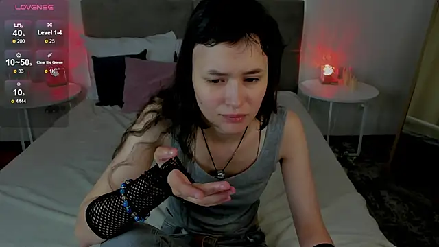 Emily Strikeee online show from 10-12-25, 10:03