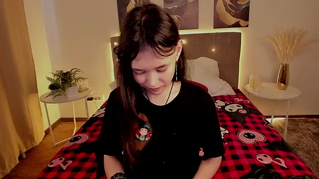 Emily Strikeee online show from 05-15-26, 01:45