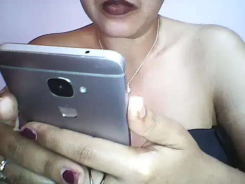 layanah12 online show from 01-28-25, 02:53