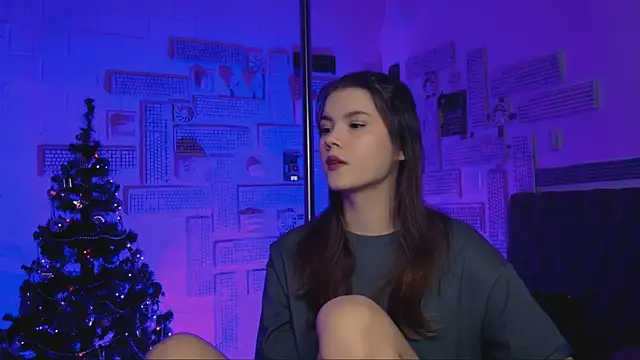 Snapshot of EvaThopson chatting on 01-19-25, 12:06 EvaThopson online show from 01-19-25, 12:06