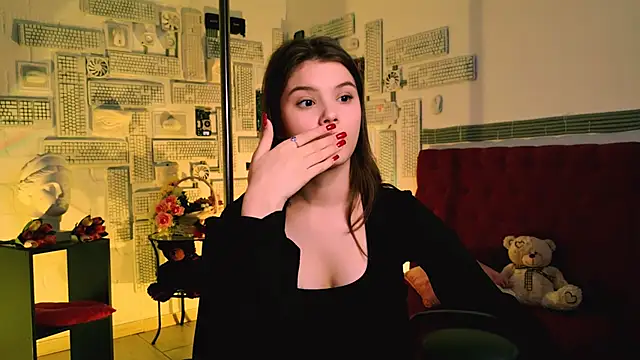 Snapshot of EvaThopson chatting on 03-21-25, 03:35 EvaThopson online show from 03-21-25, 03:35