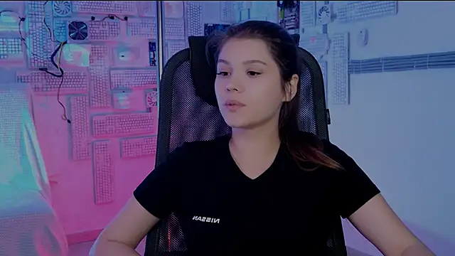 Snapshot of EvaThopson chatting on 11-20-25, 11:43 EvaThopson online show from 11-20-25, 11:43