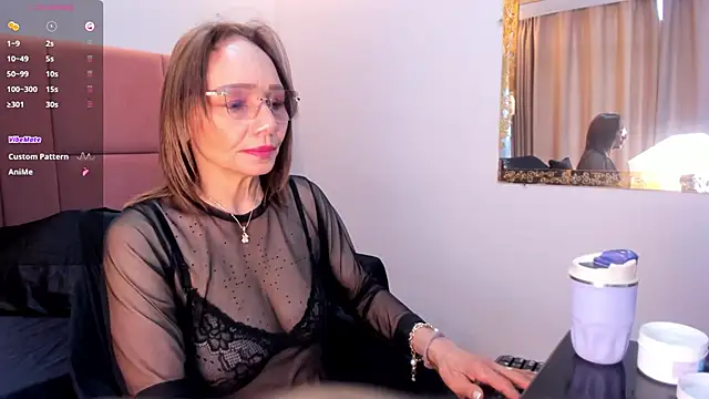 Snapshot of JennieRosse chatting on 05-11-26, 12:44 JennieRosse online show from 05-11-26, 12:44