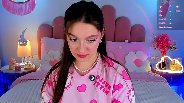 GiaCale online show from 09-19-25, 12:17