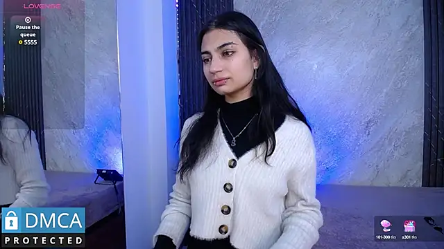 SolBeaumont1 online show from 02-07-25, 05:40