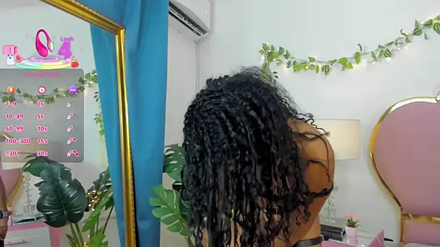 NahiaraReina online show from 09-15-25, 01:00