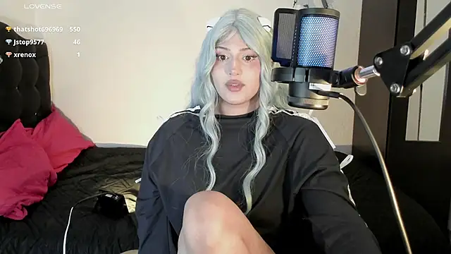 Snapshot of Ju_Kyung chatting on 03-04-25, 10:46 Ju Kyung online show from 03-04-25, 10:46