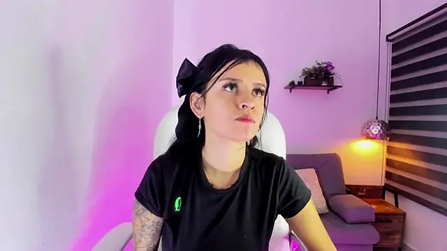 yenny garcia online show from 10-01-25, 06:25