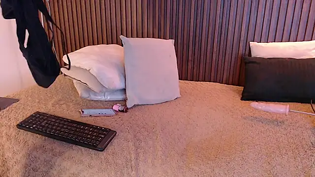 Ifis tiresia1 online show from 03-18-26, 09:51