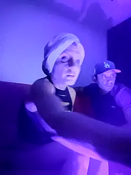 Snapshot of AnetteGoBa chatting on 11-15-25, 04:10 AnetteGoBa online show from 11-15-25, 04:10