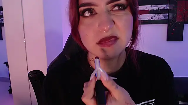 AnnikaMerliahh  online show from 02-17-25, 03:42