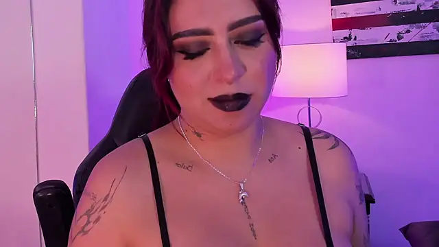 AnnikaMerliahh  online show from 02-22-25, 06:19