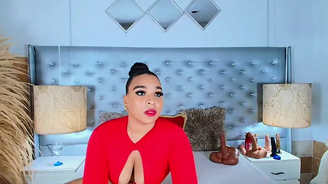 EileenBenzon online show from 03-04-25, 06:39