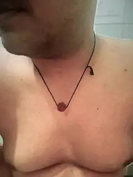 Snapshot of ved240 chatting on 02-17-25, 09:13 ved240 online show from 02-17-25, 09:13