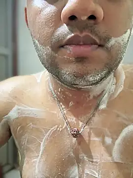 Snapshot of ved240 chatting on 02-18-25, 12:28 ved240 online show from 02-18-25, 12:28