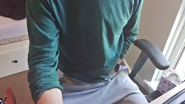 an4y8ot online show from 04-01-26, 03:20