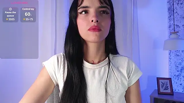 Snapshot of Layla_crazybaby_ chatting on 01-31-25, 08:43 Layla crazybaby online show from 01-31-25, 08:43