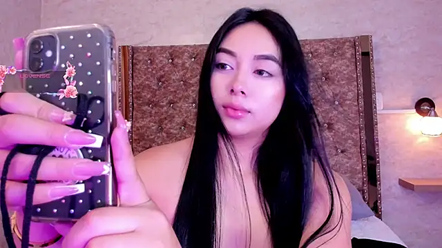 Snapshot of gaby_desire777 chatting on 01-06-25, 12:57 gaby desire777 online show from 01-06-25, 12:57