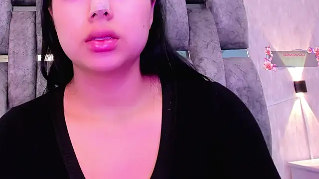 Snapshot of gaby_desire777 chatting on 02-05-25, 02:48 gaby desire777 online show from 02-05-25, 02:48