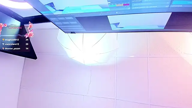 Snapshot of gaby_desire777 chatting on 02-08-25, 07:04 gaby desire777 online show from 02-08-25, 07:04