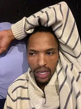 Snapshot of BlueIceCube chatting on 02-18-25, 11:22 BlueIceCube online show from 02-18-25, 11:22