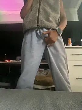 Snapshot of BlueIceCube chatting on 11-22-25, 12:37 BlueIceCube online show from 11-22-25, 12:37