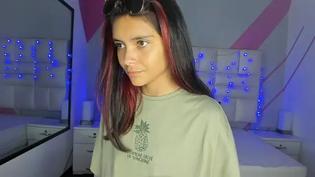 Salome rouse1 online show from 10-10-25, 09:14