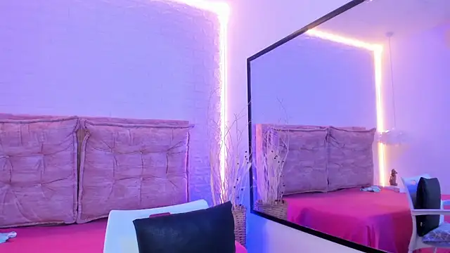 Salome rouse1 online show from 12-03-25, 05:33