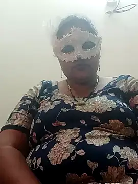 Snapshot of seemi_bhabhi chatting on 01-28-25, 07:43 seemi bhabhi online show from 01-28-25, 07:43