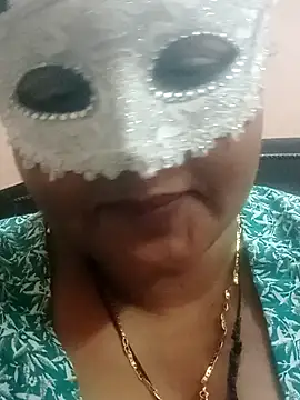 Snapshot of seemi_bhabhi chatting on 02-01-25, 05:58 seemi bhabhi online show from 02-01-25, 05:58