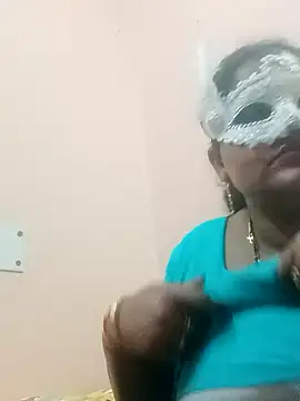 Snapshot of seemi_bhabhi chatting on 02-21-25, 04:37 seemi bhabhi online show from 02-21-25, 04:37