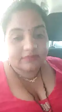 Snapshot of seemi_bhabhi chatting on 03-10-25, 04:07 seemi bhabhi online show from 03-10-25, 04:07