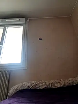 Nell-X online show from 10-26-25, 12:11