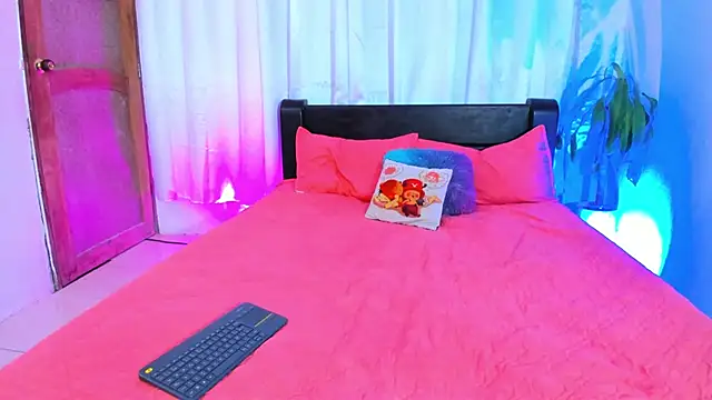 Snapshot of lanaa_paul1 chatting on 03-11-25, 05:35 lanaa paul1 online show from 03-11-25, 05:35