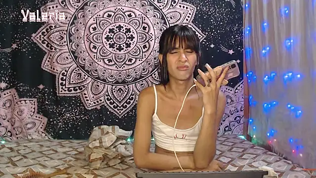 liissa 0 online show from 12-21-25, 01:24