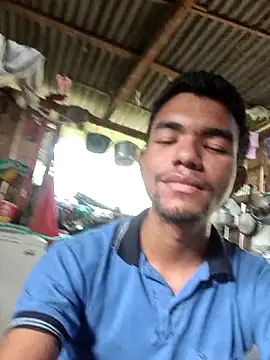 Snapshot of Reynold2608 chatting on 12-14-25, 08:13 Reynold2608 online show from 12-14-25, 08:13