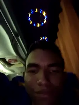 Reynold2608 online show from 04-04-26, 12:20