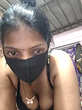 Snapshot of queensenorita chatting on 02-28-26, 09:32 queensenorita online show from 02-28-26, 09:32