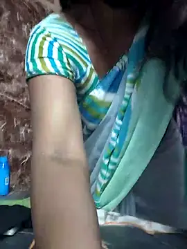 Snapshot of queensenorita chatting on 03-25-26, 06:03 queensenorita online show from 03-25-26, 06:03